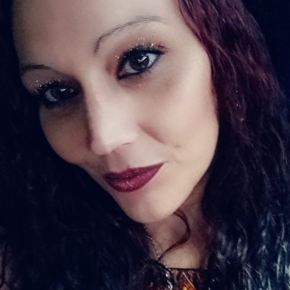 Meet your Posher, Mimi - Picture 3 of 5